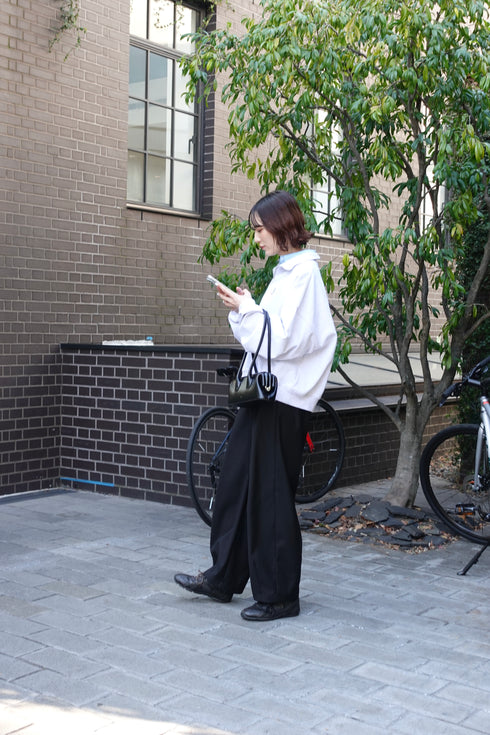 ボリュームスラックスパンツ